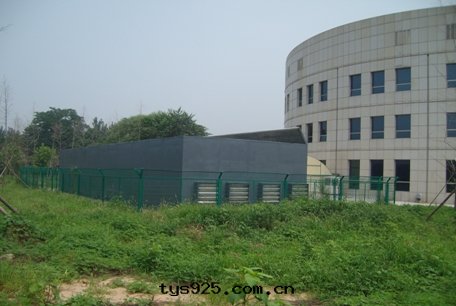 北大(dà)生(shēng)物(wù)城(chéng)空(kōng)調機(jī)組降噪工程